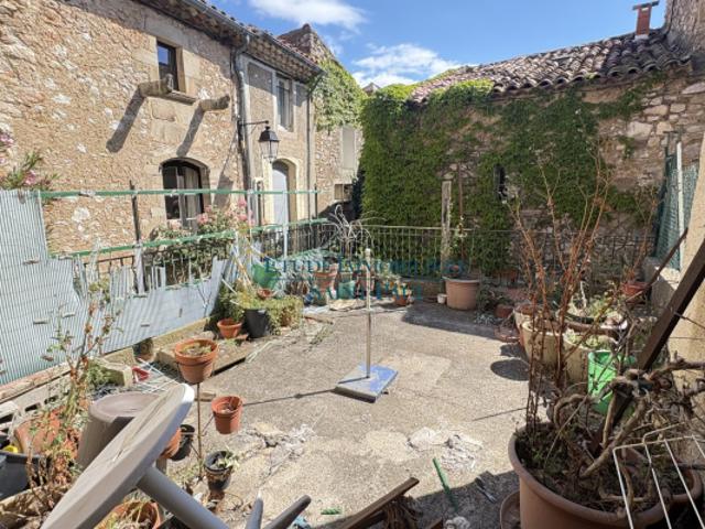 Maison vente à Lodève, Saint-saturnin-de-lucian