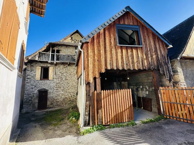 Maison vente à Saint-Girons, Uchentein