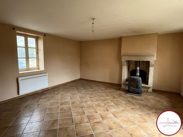 Maison vente à Saint-Amand-Montrond, La Celle