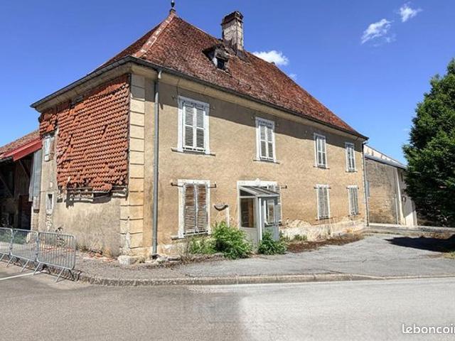 Maison vente à Pontarlier, Bannans