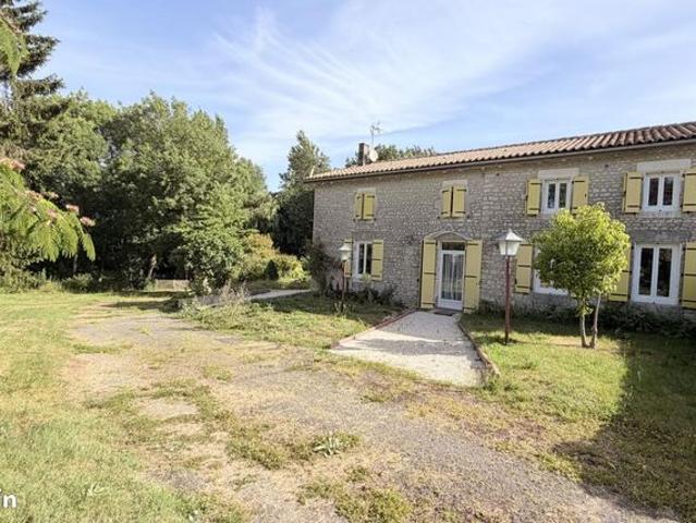 Maison vente à Les Églises-d'Argenteuil, Charente-Maritime
