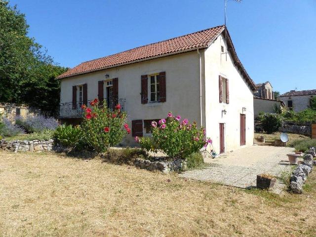 Maison vente à Bergerac, Faux