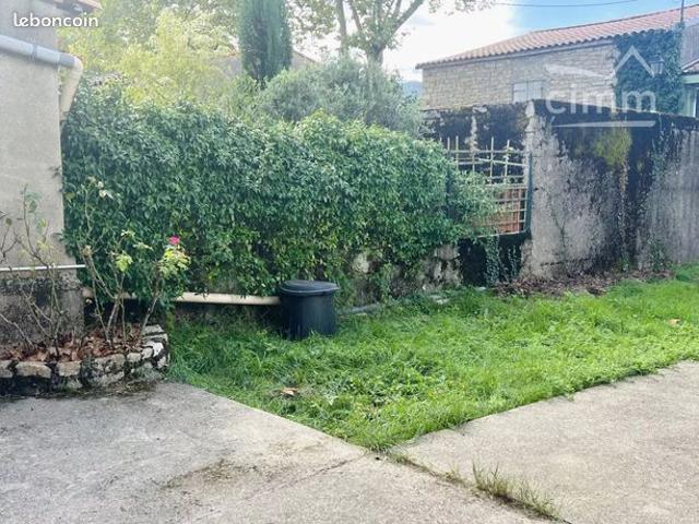 Maison vente à Limoux, Nébias