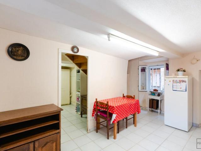 Maison vente à Narbonne, Ornaisons