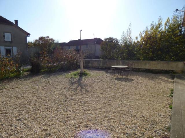 Maison vente à Mirande, Tasque
