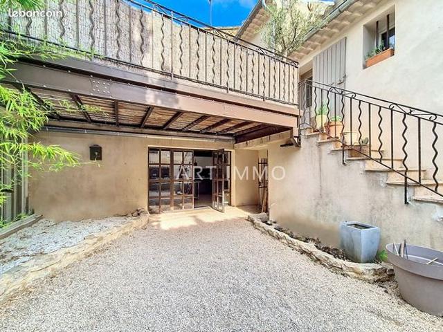 Maison vente à Apt, Robion
