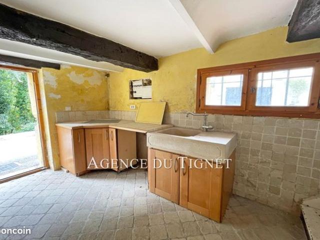 Maison vente à Grasse, Saint-cézaire-sur-siagne