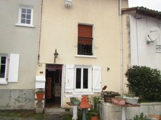 Maison vente à Confolens, Chassenon