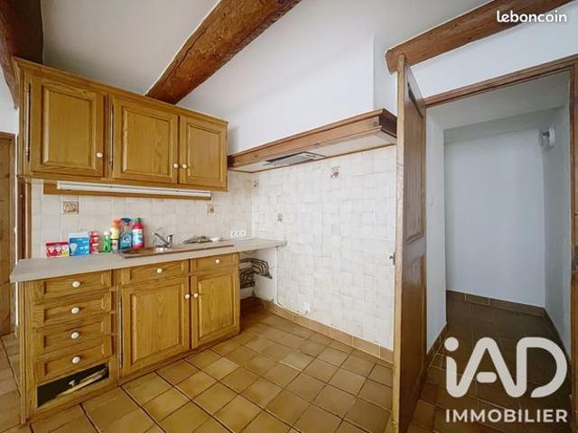 Maison vente à Aix-en-Provence, Lambesc