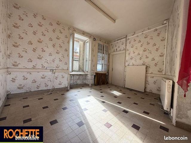 Maison vente à Roanne, Sainte-colombe-sur-gand