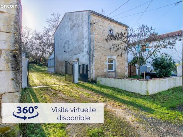 Maison vente à Saint-Jean-d'Angély, Saint-savinien