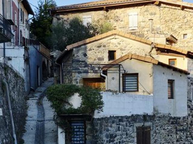 Maison vente à Largentière, Pont-de-labeaume