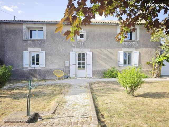 Maison vente à Niort, Rom