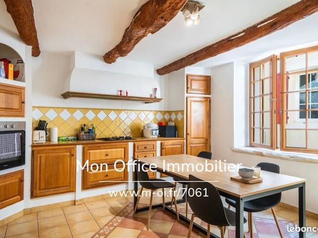 Maison vente à Aix-en-Provence, Lambesc