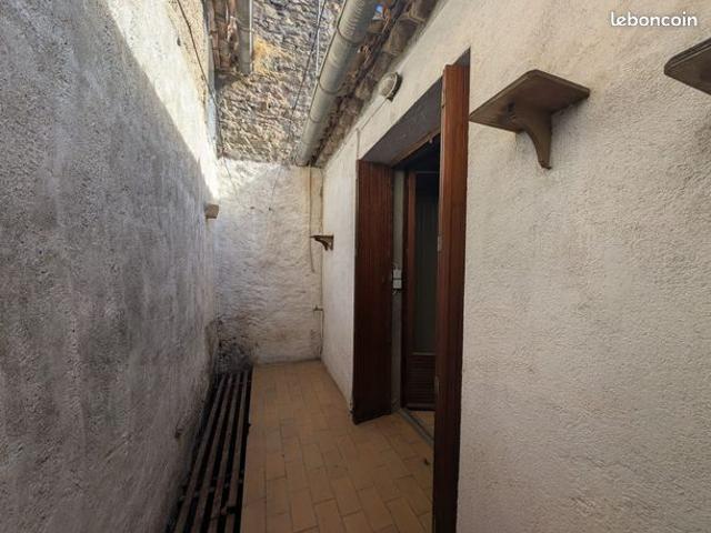 Maison vente à Narbonne, Moux