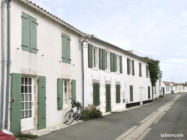 Maison vente à La Rochelle, Loix