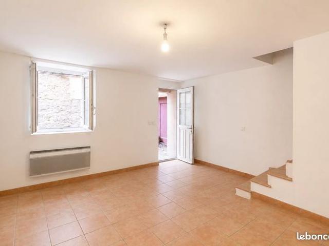 Maison vente à Nice, Roquesteron