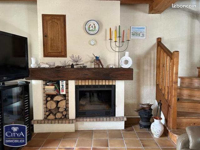 Maison vente à La Rochelle, Loix