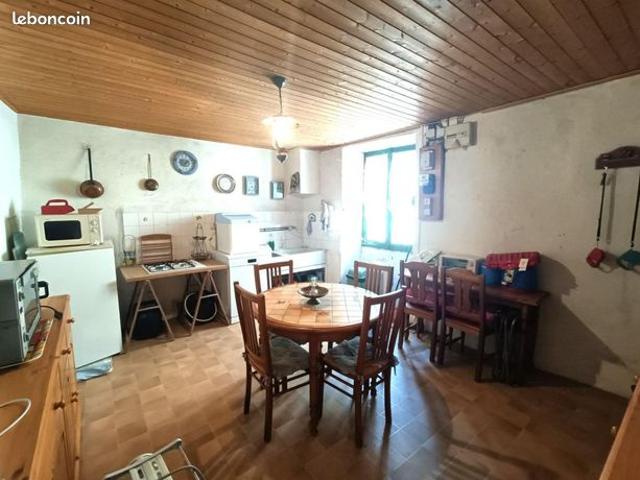 Maison vente à Tournon-sur-Rhône, Colombier-le-jeune