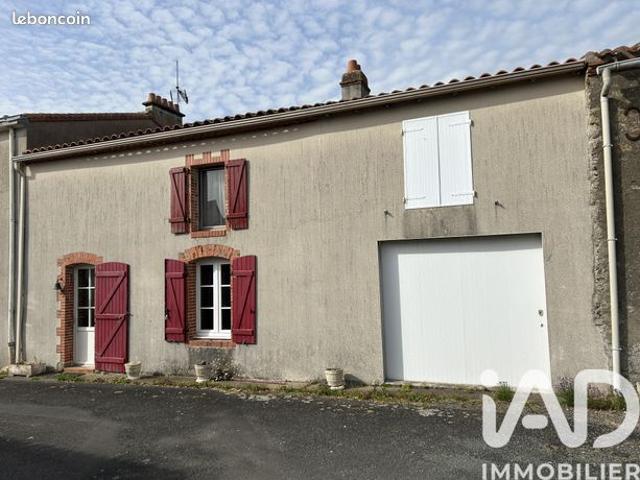 Maison vente à La Roche-sur-Yon, Les Brouzils