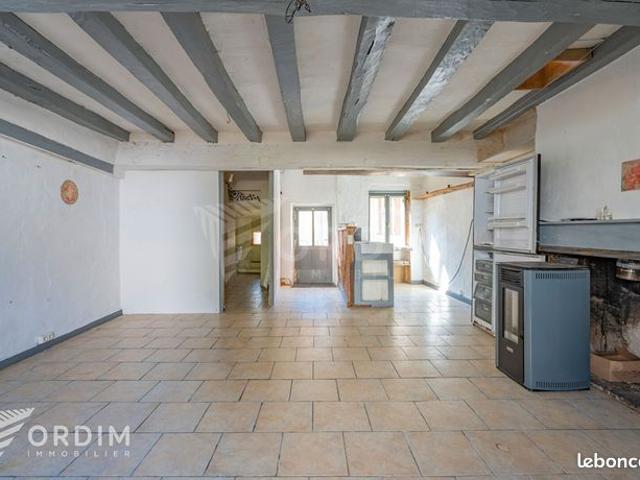 Maison vente à Auxerre, Saint-sauveur-en-puisaye