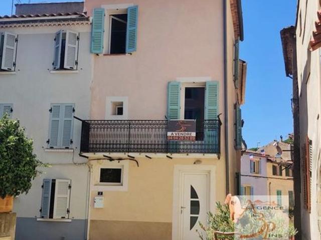 Maison vente à Arrondissement de Toulon, Collobrières