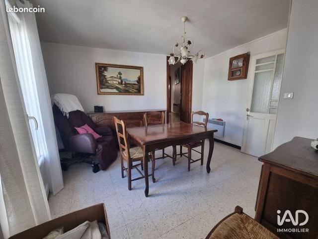 Maison vente à Nîmes, Montagnac