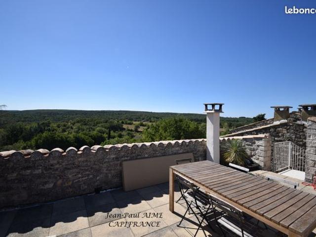 Maison vente à Nîmes, Issirac
