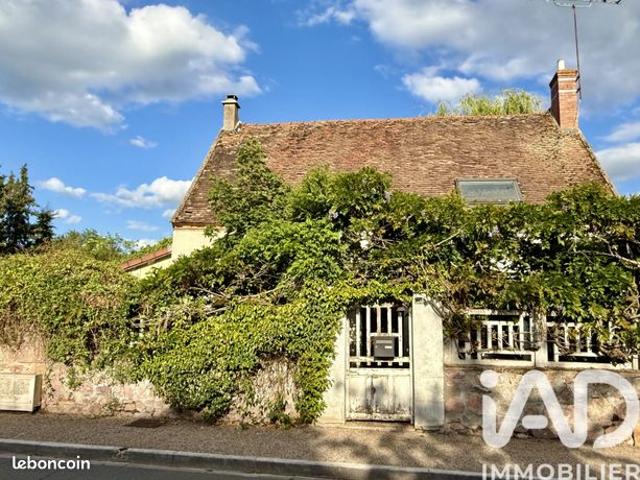Maison vente à Saint-Amand-Montrond, Saulzais-le-potier