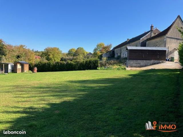 Maison vente à Auxerre, Sougères-en-puisaye