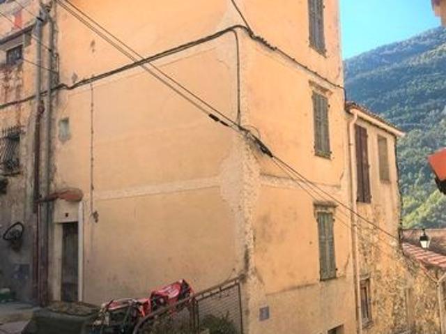 Maison vente à Grasse, Conségudes
