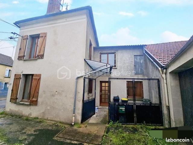 Maison vente à Fontainebleau, Beaumont-du-gâtinais
