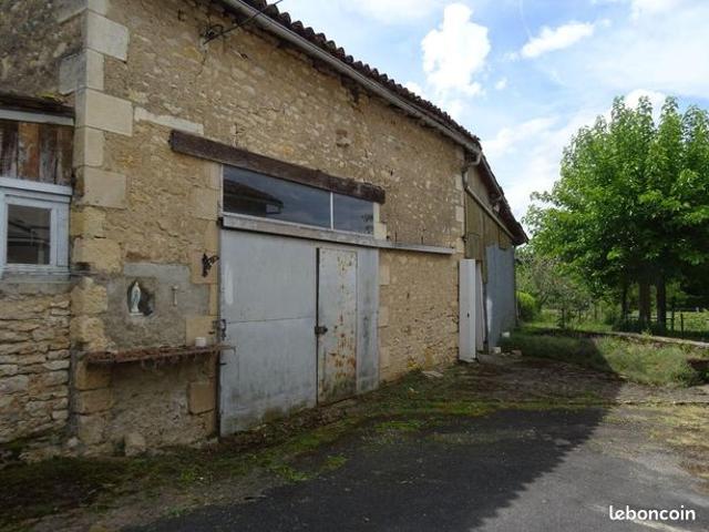 Maison vente à Montmorillon, Valdivienne