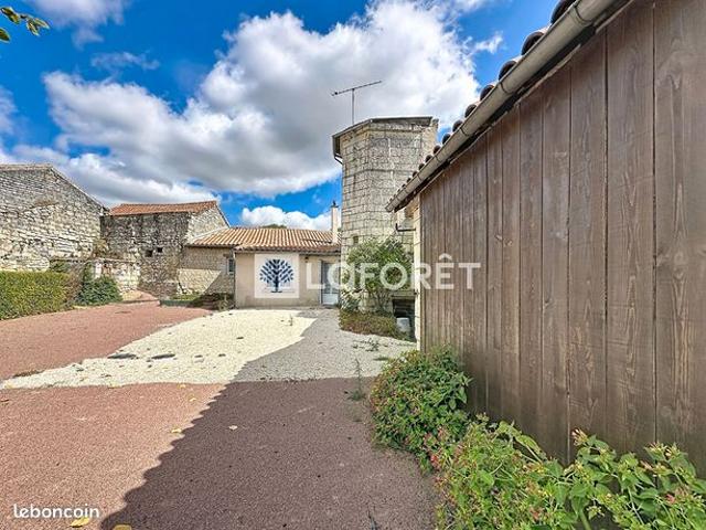 Maison vente à Curçay-sur-Dive, Vienne