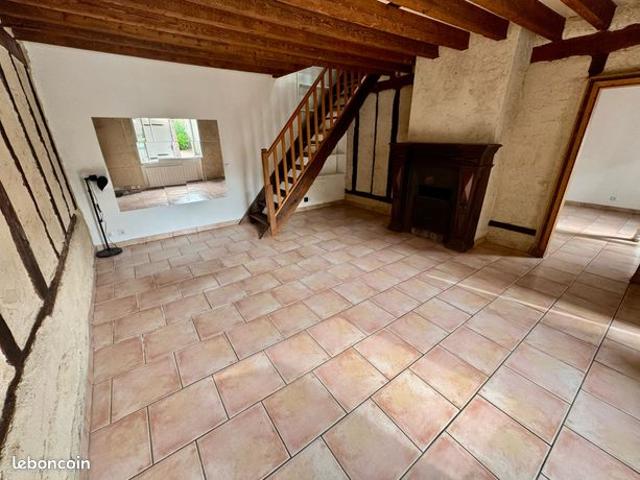Maison vente à Mantes-la-Jolie, Houdan