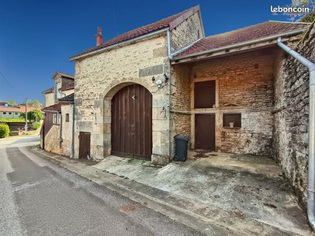 Maison vente à Montbard, Mauvilly