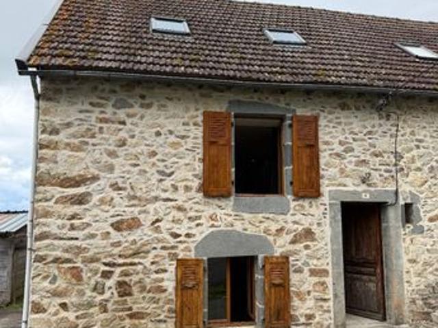 Maison vente à Chalvignac, Cantal