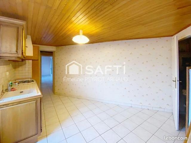 Maison vente à Tournon-sur-Rhône, Roiffieux