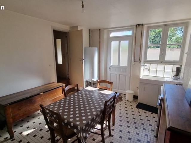 Maison vente à Confolens, Tessonnière