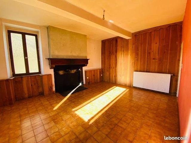 Maison vente à Bagnères-de-Bigorre, Trébons