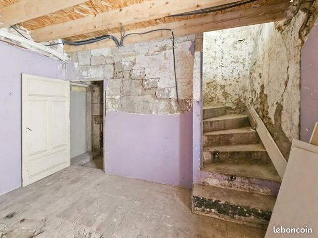 Maison vente à Nîmes, Montfrin