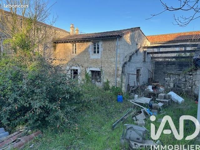 Maison vente à Niort, Saint-gelais