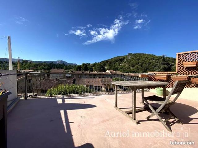 Maison vente à Marseille, Auriol