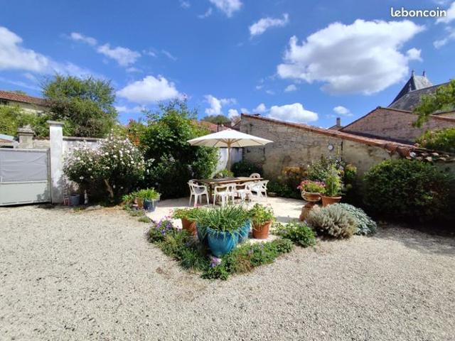Maison vente à Tusson, Charente
