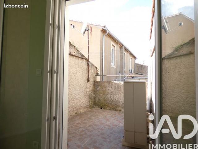 Maison vente à Narbonne, Névian