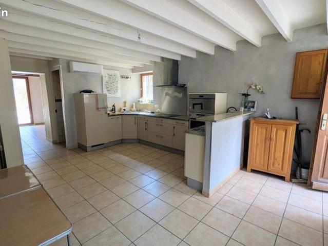 Maison vente à Mâcon, Serrières