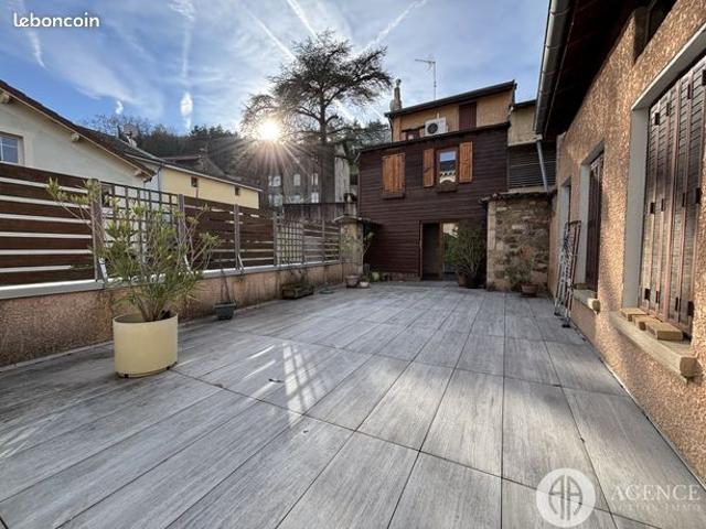 Maison vente à Mâcon, Serrières
