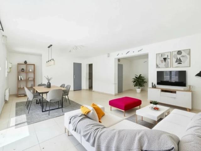 Maison vente à Arles, La Salle Les Alpes