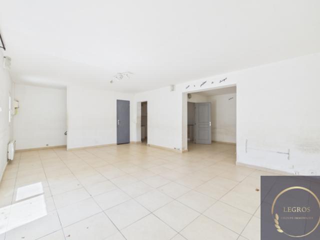 Maison vente à Arles, La Salle Les Alpes