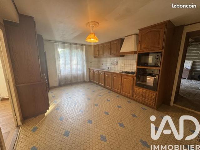 Maison vente à Châtellerault, Verrue
